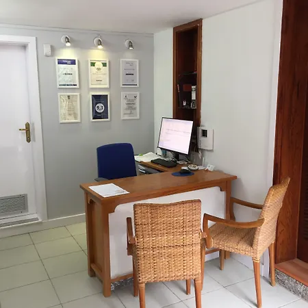 El Paseo Apartment *