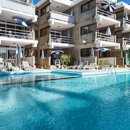 El Paseo Apartment